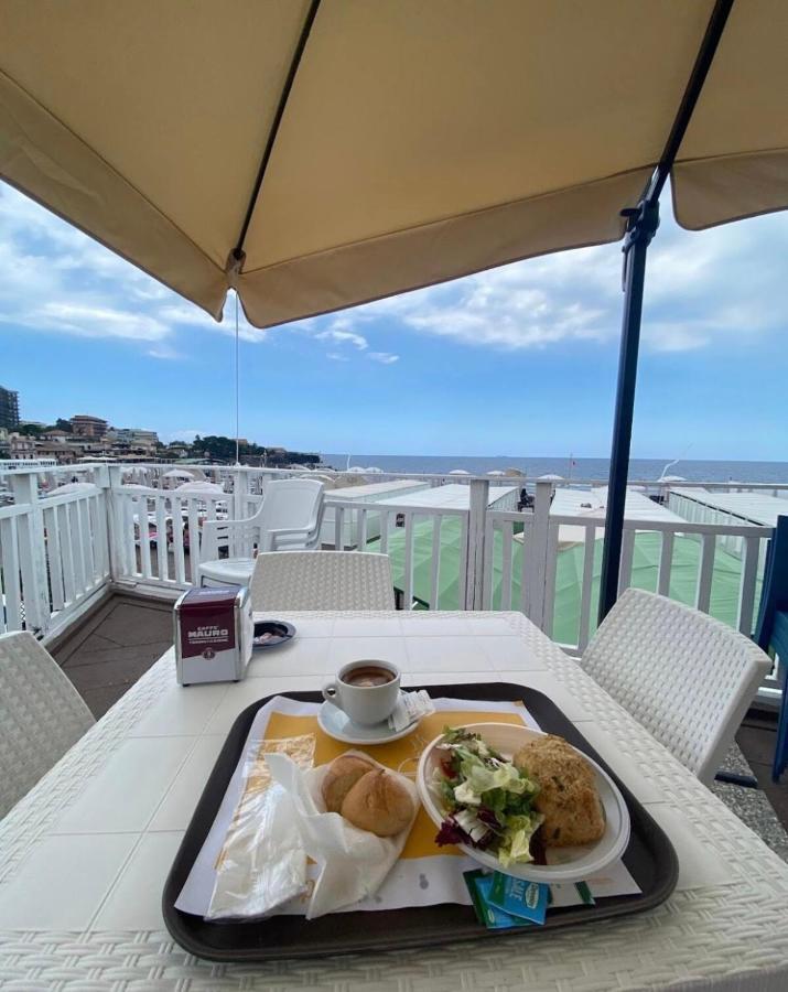 Fellini Suites Lungomare Near The Sea Catánia Buitenkant foto